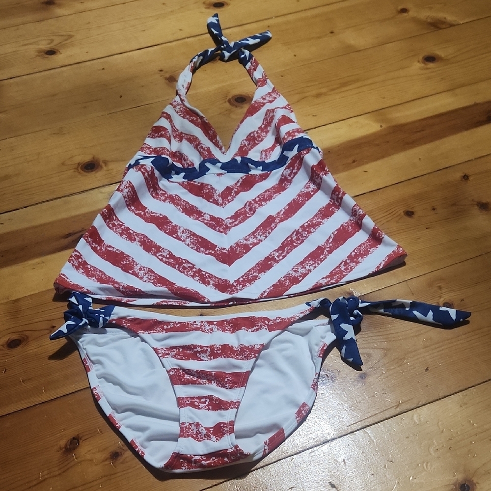 VENUS Red and White Chevron One Piece Swimsuit - Picture 2 of 5